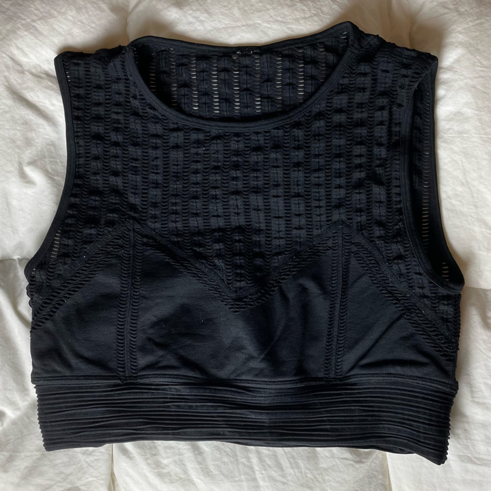 Black high neck sports bra